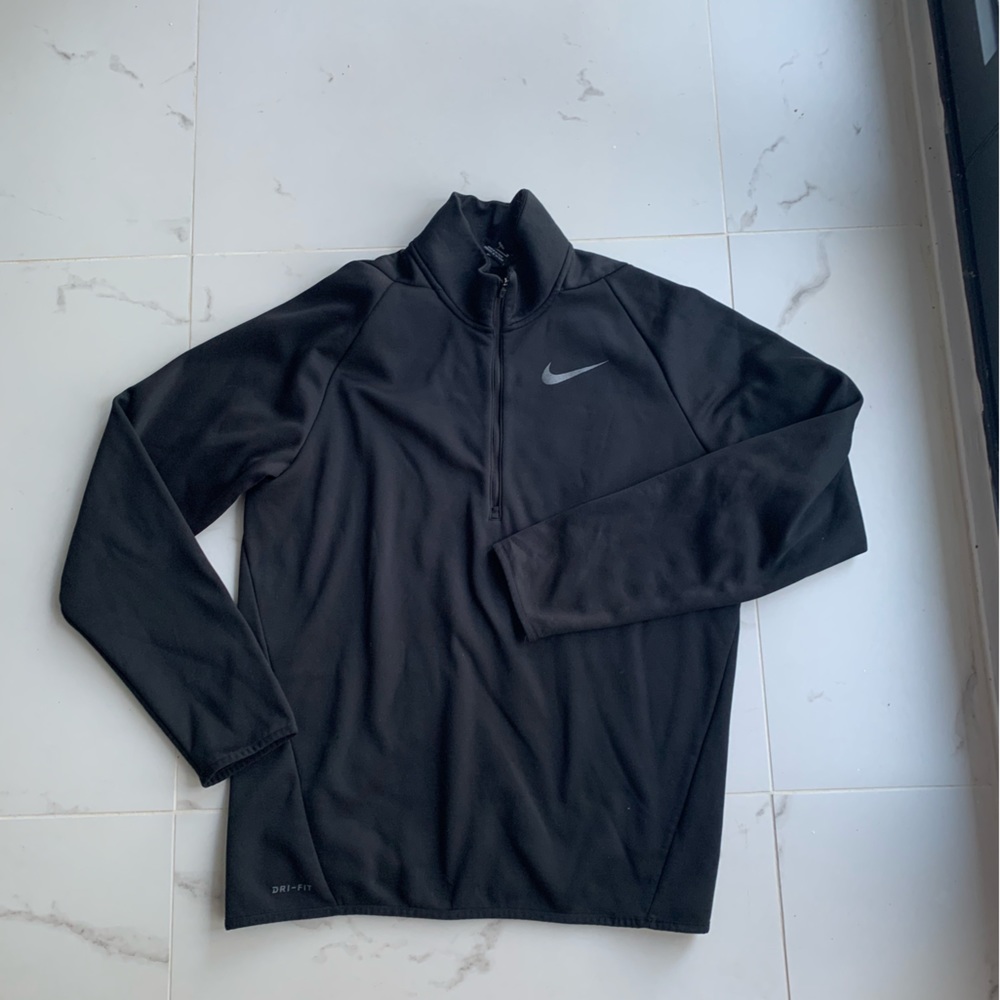 NIKE DRI-FIT QUARTER ZIP
